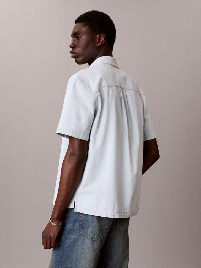 Denim Κοντομάνικο Denim Πουκάμισο Με Boxy Γραμμή  Άνδρας