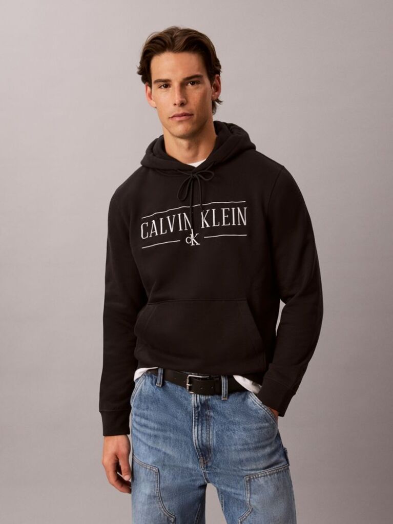 Μαύρο Βαμβακερό Hoodie Φλις Με Κουκούλα Και Varsity Λογότυπο  Άνδρας