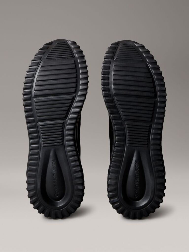 Black Breathable Mesh Ultralight Trainers  Men